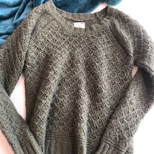 PacSun Sweaters - PacSun Green Sweater PacSun Sweaters - PacSun Green Sweater